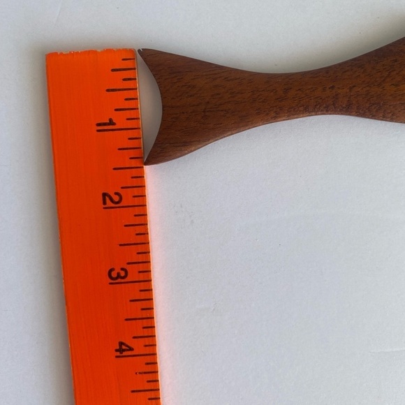 Wooden Minimalist Letter Opener‎ Dark Natural Esthetic Fish Shape Stuffer Spread - Picture 3 of 4